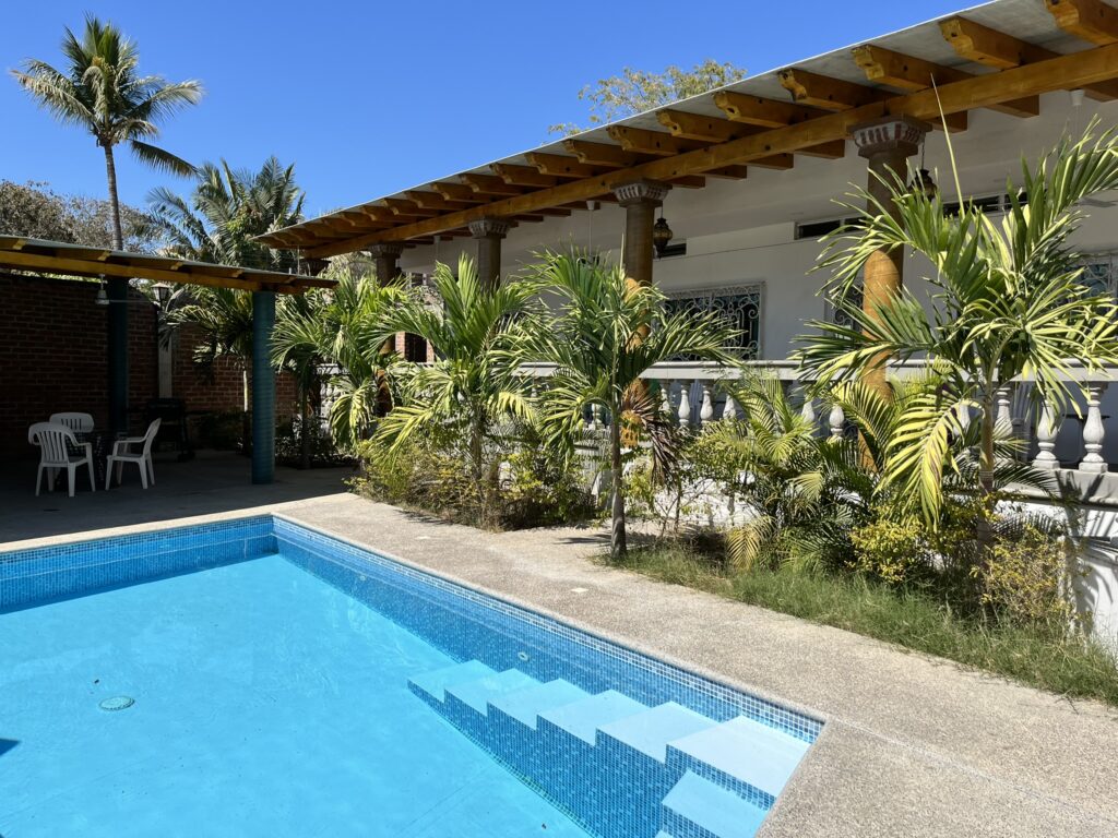 casa antigua pool 2